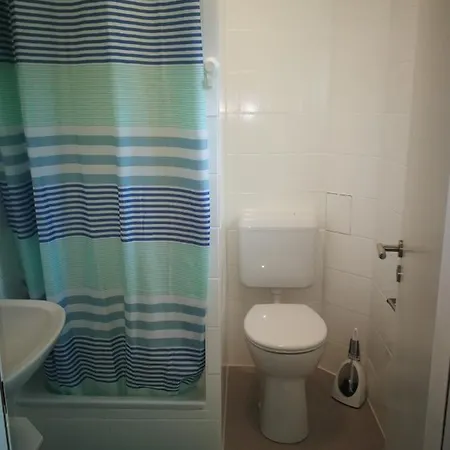 Nunatak Am Ploener Апартаменты *